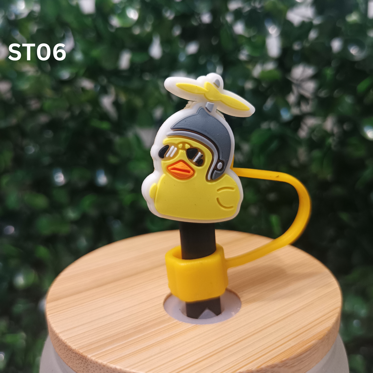 Cartoon Duck Silicone Straw Covers 10mm Reusable Drink Toppers for 30oz & 40oz Tumblers