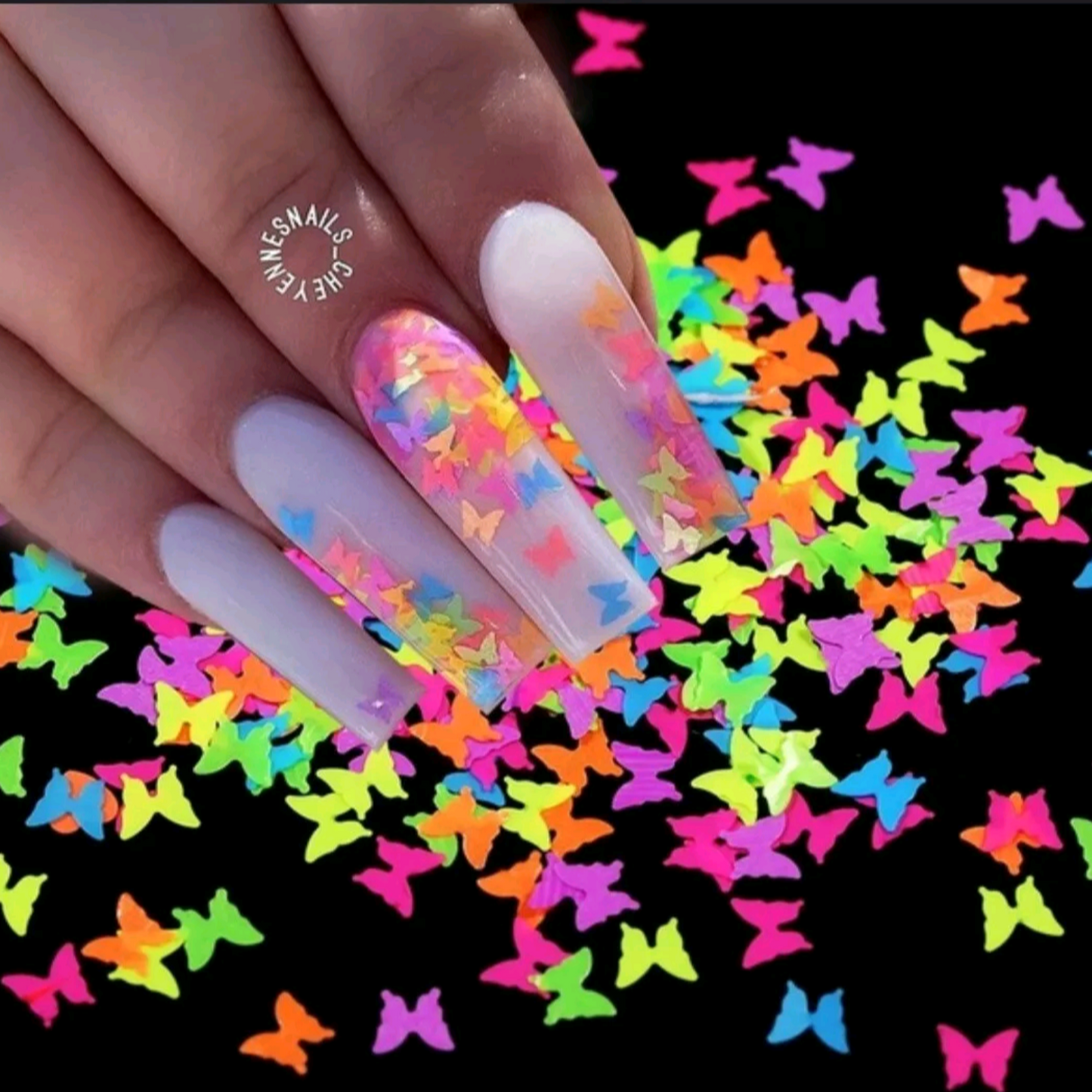 12 Grids Butterfly Nail Art Glitter ā Colorful Iridescent Flakes Nail Decoration Set
