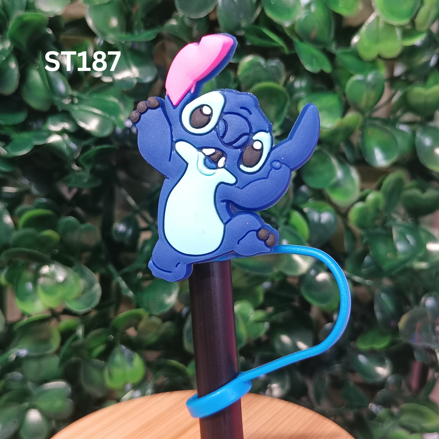 Cute Stitch with Heart Straw Topper 10mm - Silicone Straw Cover for Stanley Cup