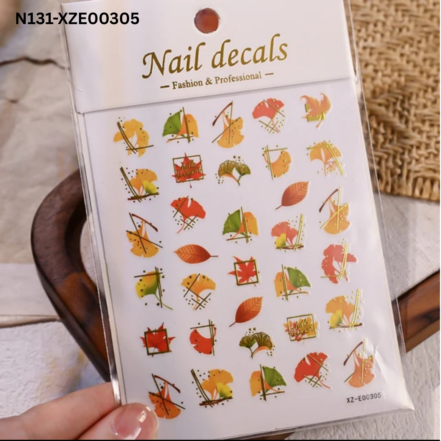 Maple Leaf Fall Nail Stickers ā 3D Autumn Nail Decals for DIY Art