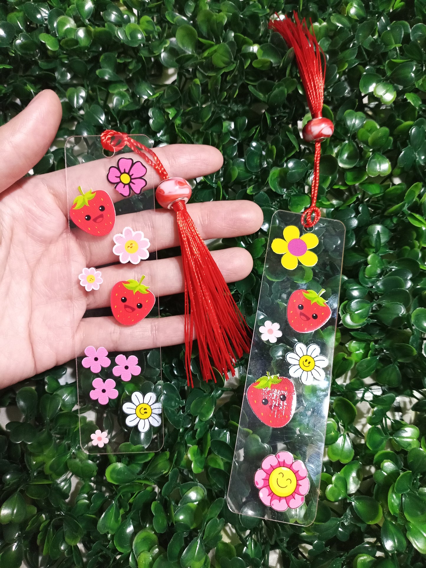 Strawberry With Flowers Bookmark, Bookmark, Handmade bookmark, Cute Bookmark, Study supplies, BookDecoration, Page Marker, Cute Bookmark